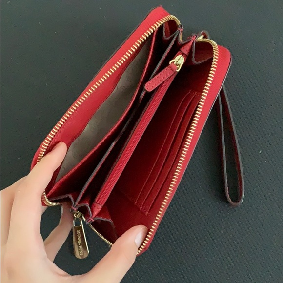 Michael Kors Wristlet Wallet - Picture 3 of 4